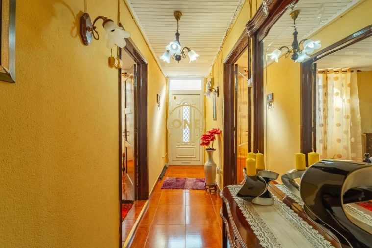 Moradia T3 para Venda em Lagoa (Nossa Senhora do Rosario) Foto 2