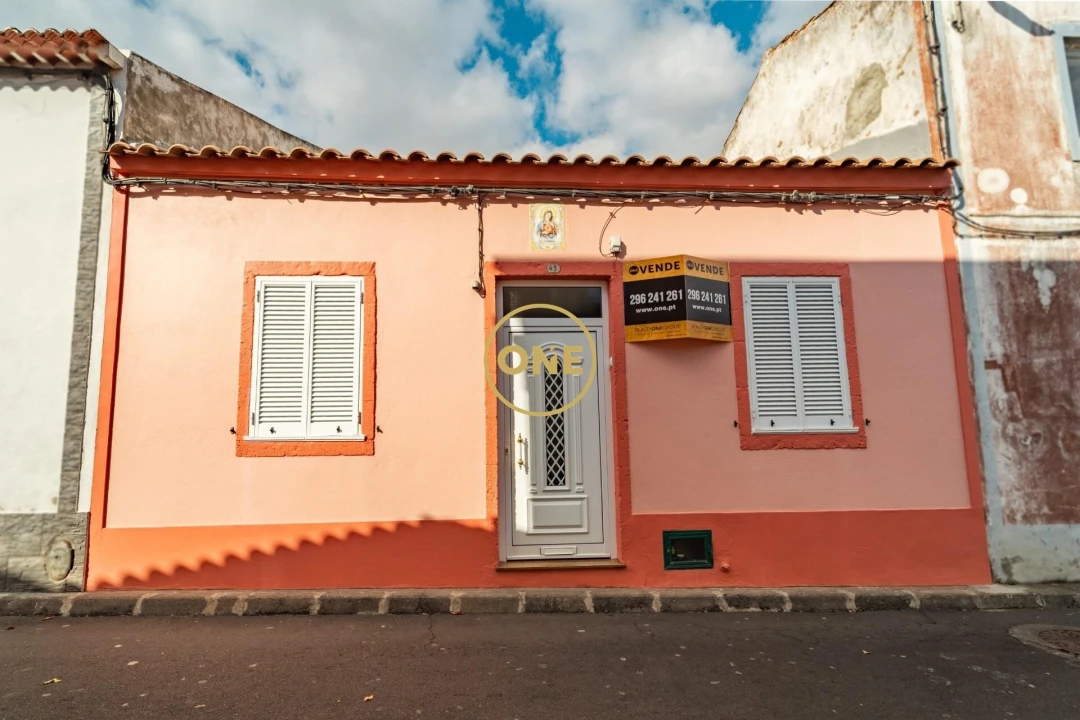 Moradia T3 para Venda em Lagoa (Nossa Senhora do Rosario) Foto 1
