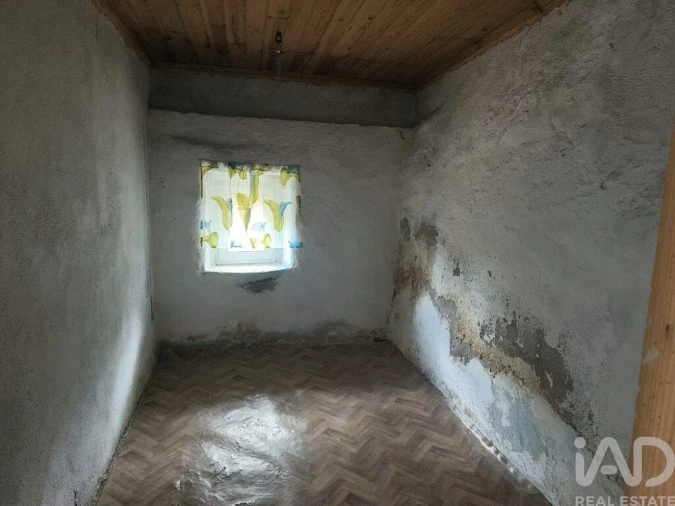 Moradia T3 para Venda em Ervedal e Vila Franca da Beira Foto 26