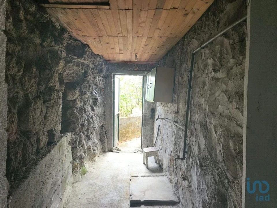 Moradia T3 para Venda em Ervedal e Vila Franca da Beira Foto 10