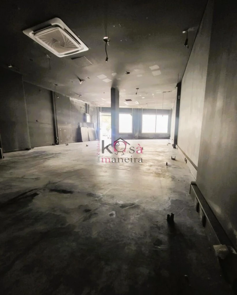 Loja para Venda em Loures Foto 9