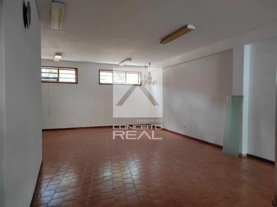 Loja para Arrendamento em Ermesinde Foto 11