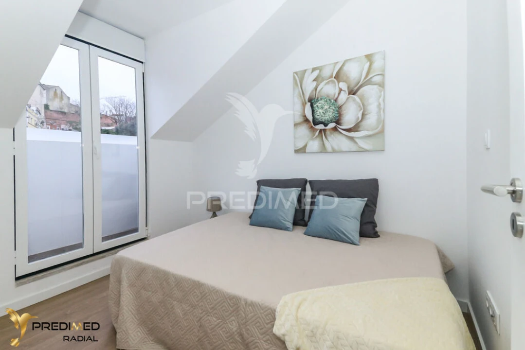 Apartamento T2 para Venda em Santo António Foto 14
