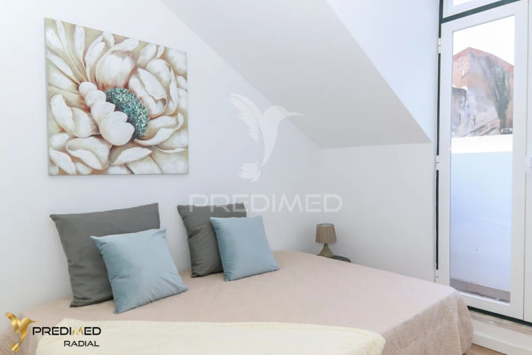 Apartamento T2 para Venda em Santo António Foto 4