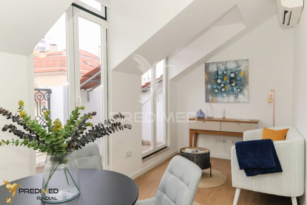 Apartamento T2 para Venda em Santo António Foto 1