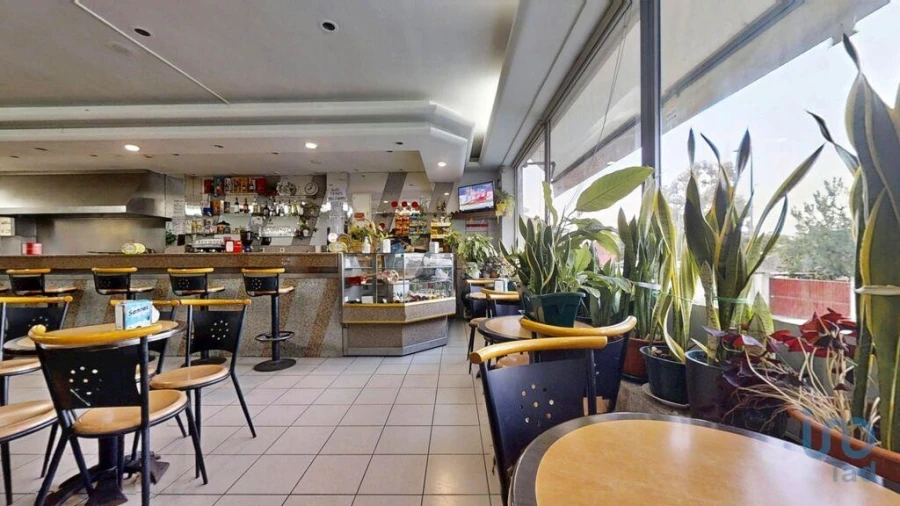 Loja para Venda em Mafamude e Vilar do Paraíso Foto 8