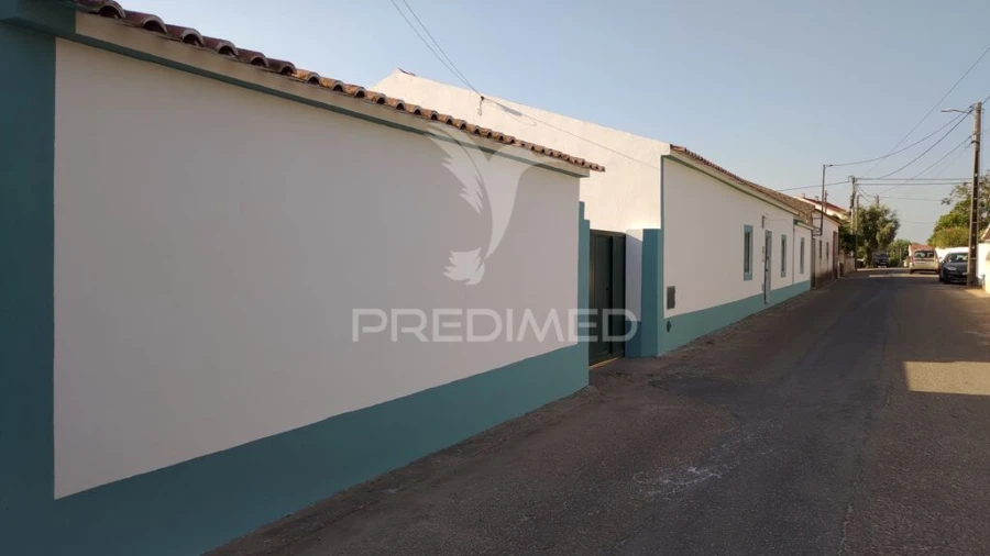 Moradia T3 para Venda em Carregueira Foto 2