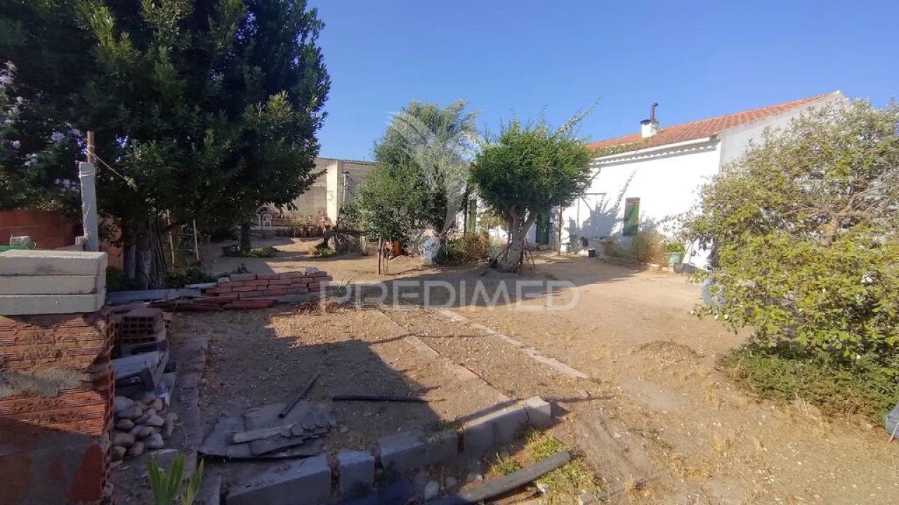 Moradia T3 para Venda em Carregueira Foto 9