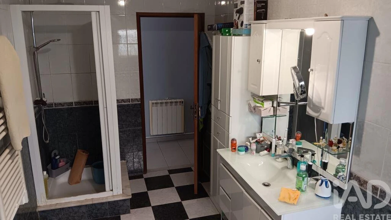 Moradia T4 para Venda em Ferreira-A-Nova Foto 26