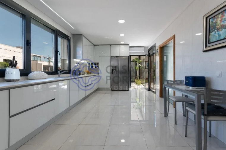 Moradia T4 para Venda em São Martinho do Porto Foto 28