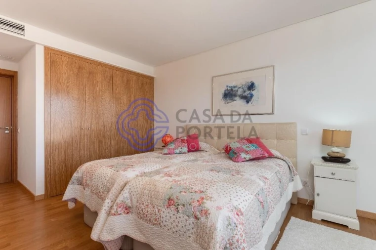 Moradia T4 para Venda em São Martinho do Porto Foto 38