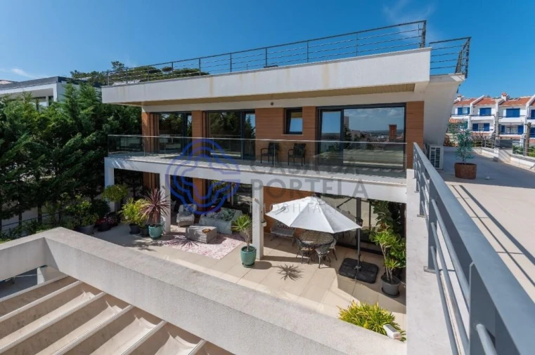 Moradia T4 para Venda em São Martinho do Porto Foto 52