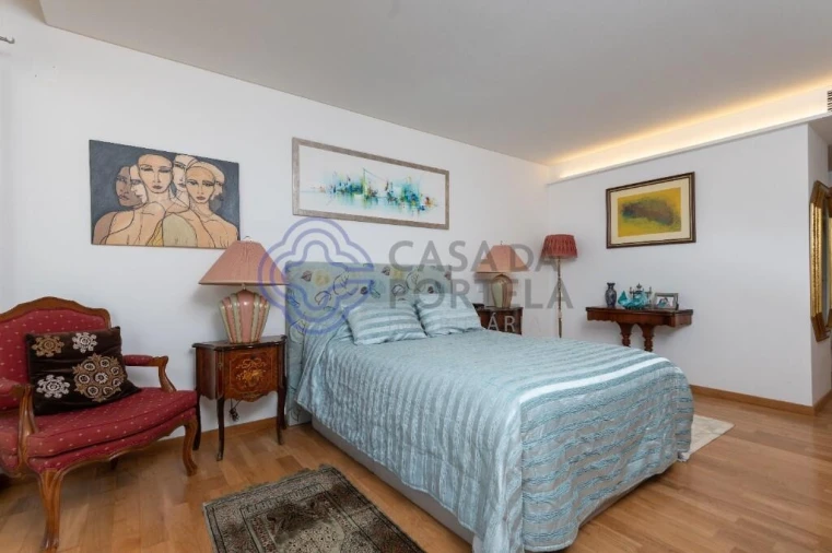 Moradia T4 para Venda em São Martinho do Porto Foto 49