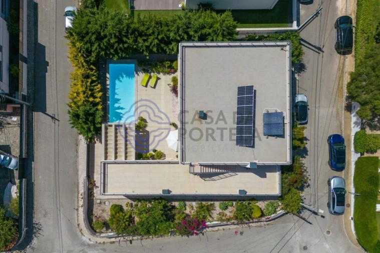 Moradia T4 para Venda em São Martinho do Porto Foto 5