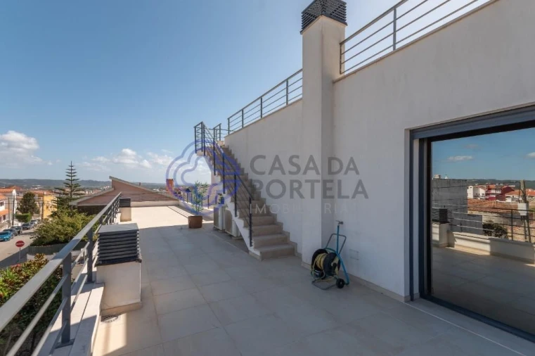 Moradia T4 para Venda em São Martinho do Porto Foto 51