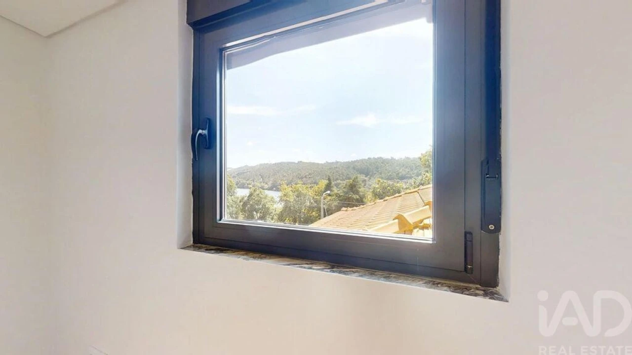 Moradia T4 para Venda em Gondomar (São Cosme), Valbom e Jovim Foto 29