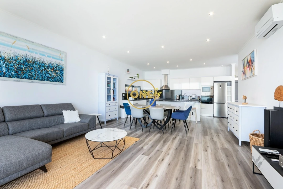 Moradia T3 para Venda em Prazeres Foto 7