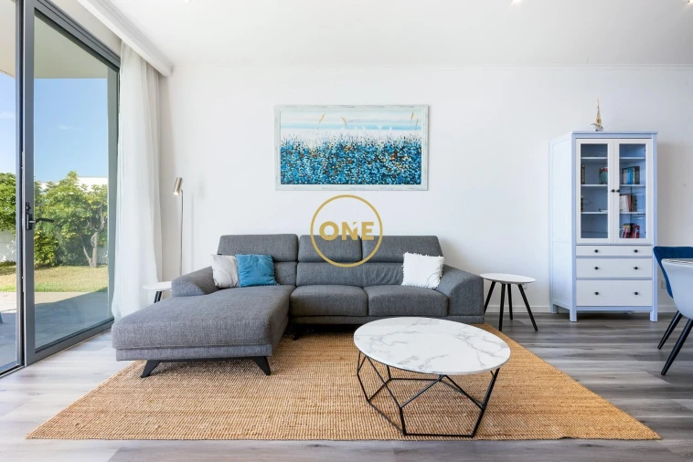 Moradia T3 para Venda em Prazeres Foto 6