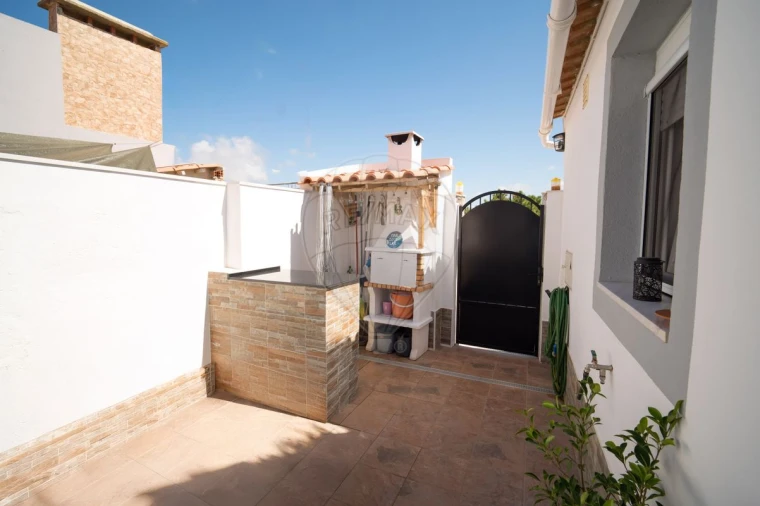 Moradia T2 para Venda em Cadaval e Pêro Moniz Foto 34