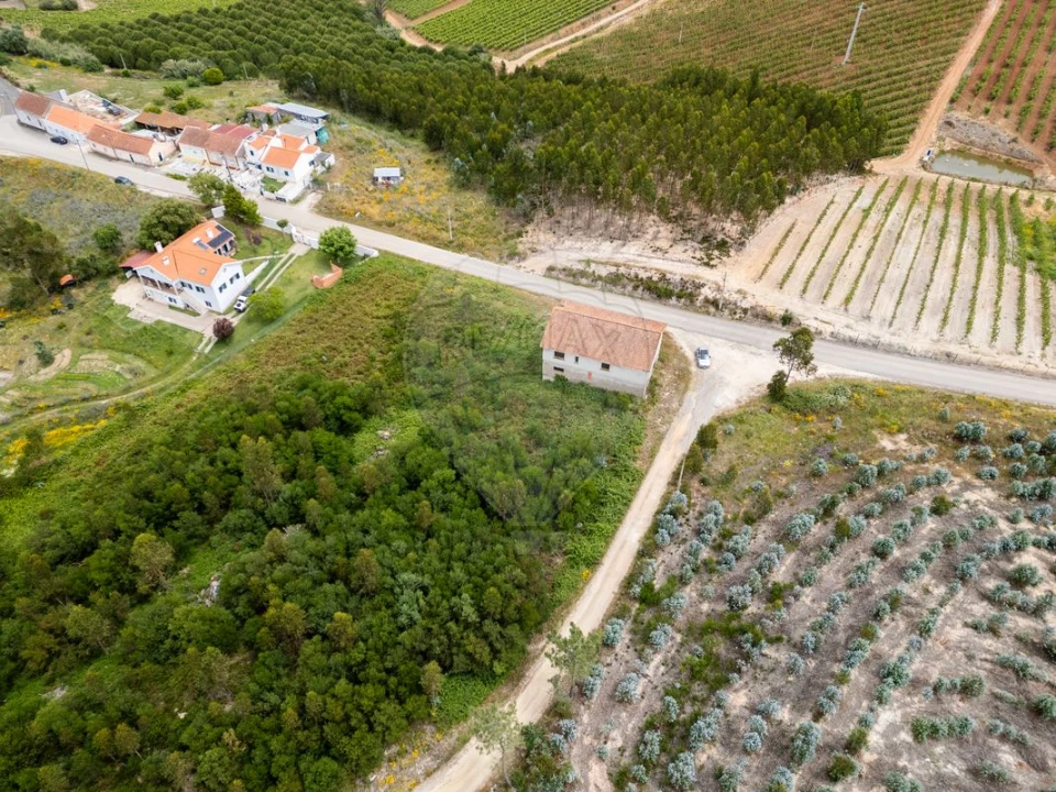 Moradia T3 para Venda em Maxial e Monte Redondo Foto 11