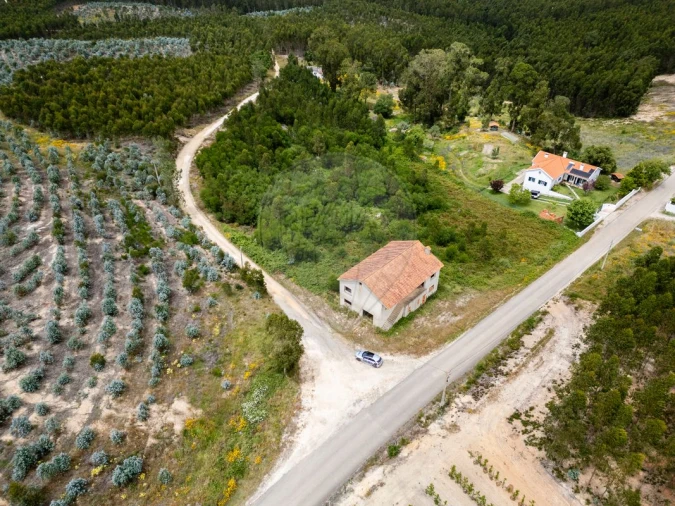 Moradia T3 para Venda em Maxial e Monte Redondo Foto 6