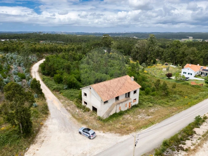 Moradia T3 para Venda em Maxial e Monte Redondo Foto 1