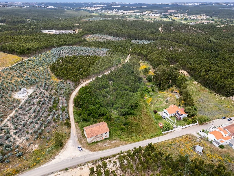 Moradia T3 para Venda em Maxial e Monte Redondo Foto 4