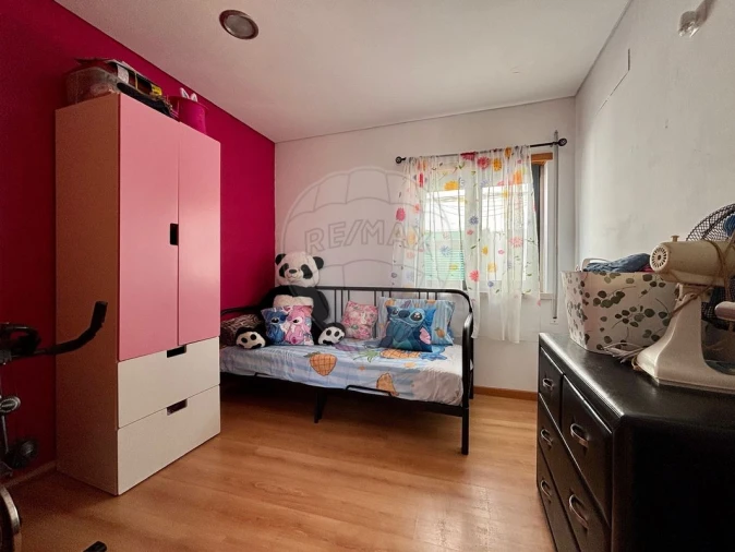 Moradia T3 para Venda em Fanhões Foto 8