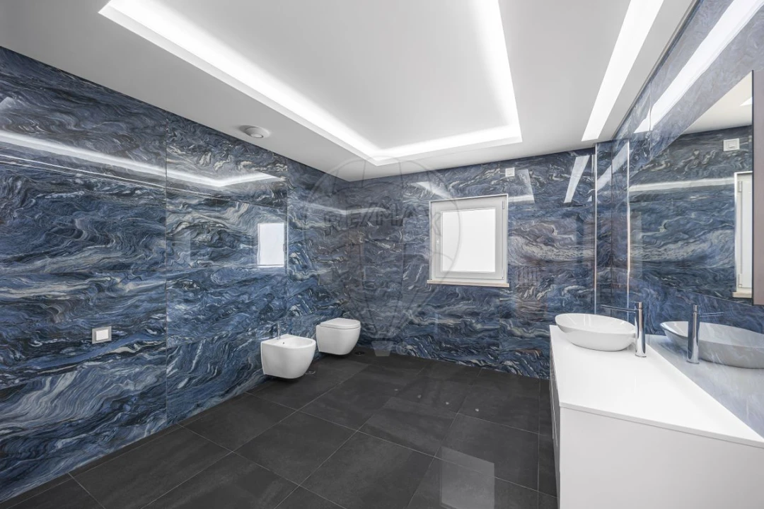 Moradia T6 para Venda em São Pedro da Cadeira Foto 17