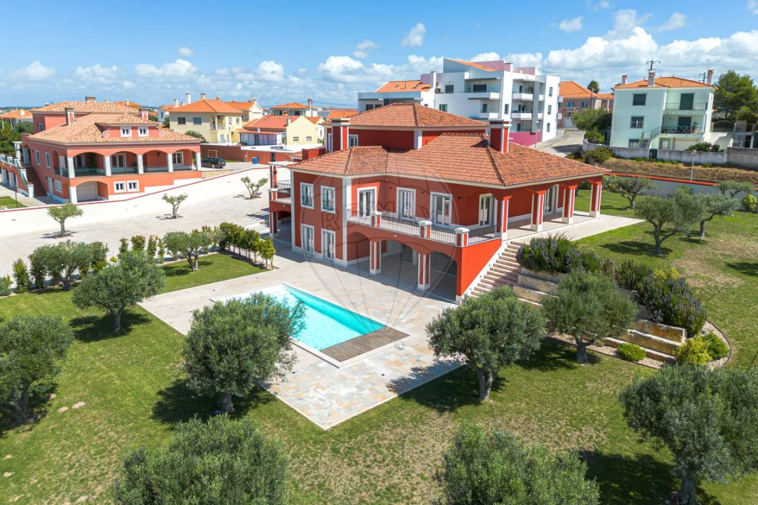 Moradia T6 para Venda em São Pedro da Cadeira Foto 36