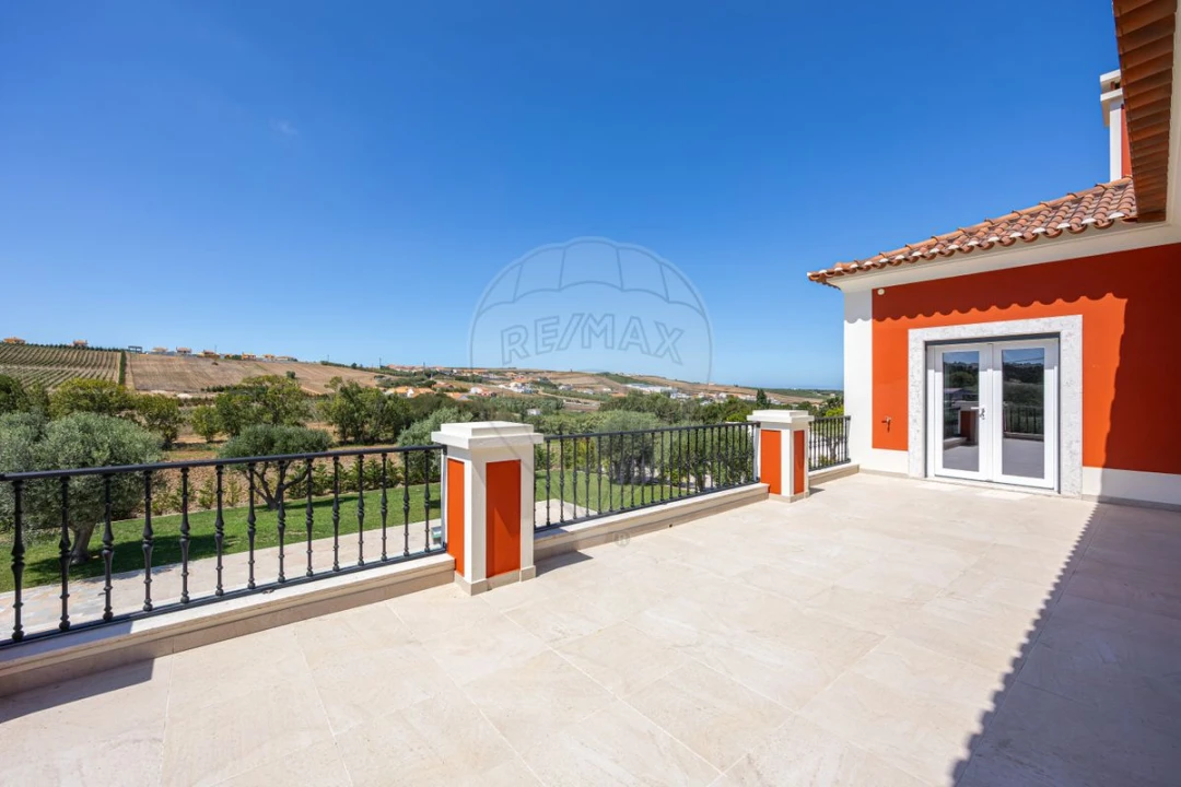 Moradia T6 para Venda em São Pedro da Cadeira Foto 21