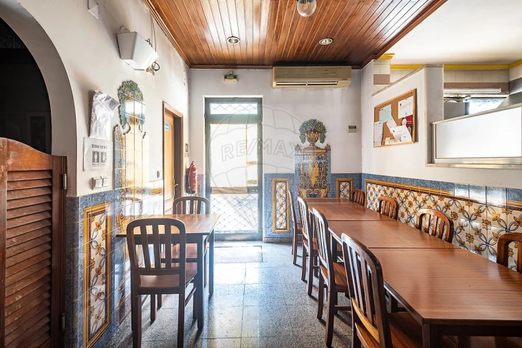 Loja para Venda em Castanheira do Ribatejo e Cachoeiras Foto 7