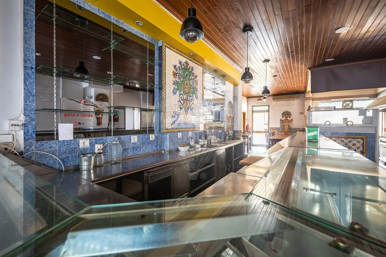 Loja para Venda em Castanheira do Ribatejo e Cachoeiras Foto 9