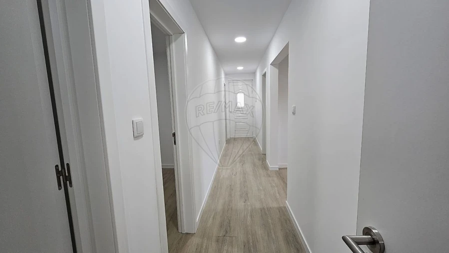 Moradia T4 para Venda em Alcanena e Vila Moreira Foto 9