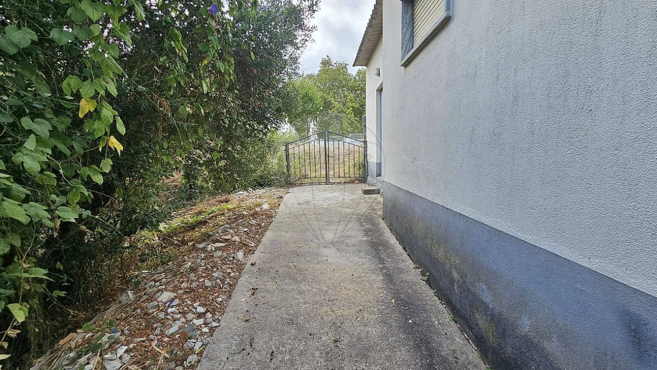 Moradia T4 para Venda em Alcanena e Vila Moreira Foto 27