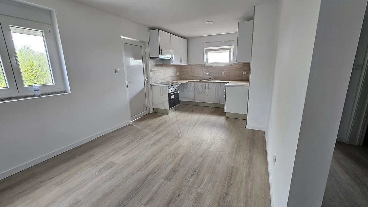 Moradia T4 para Venda em Alcanena e Vila Moreira Foto 6