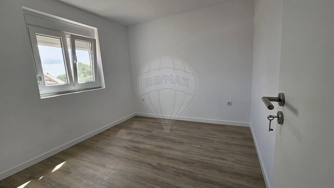 Moradia T4 para Venda em Alcanena e Vila Moreira Foto 12