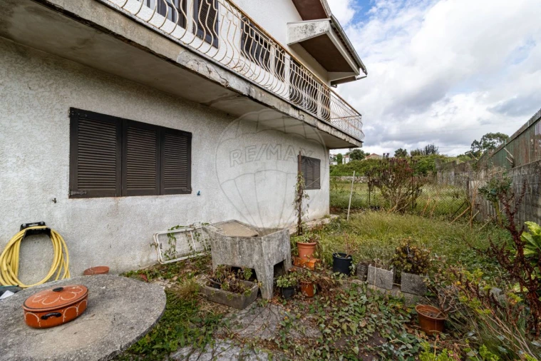 Moradia T3 para Venda em Vila de Cucujães Foto 17