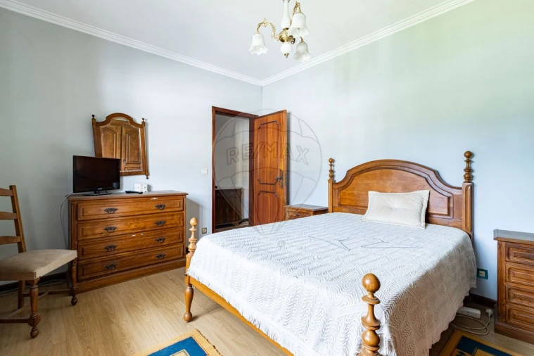 Moradia T3 para Venda em Vila de Cucujães Foto 19