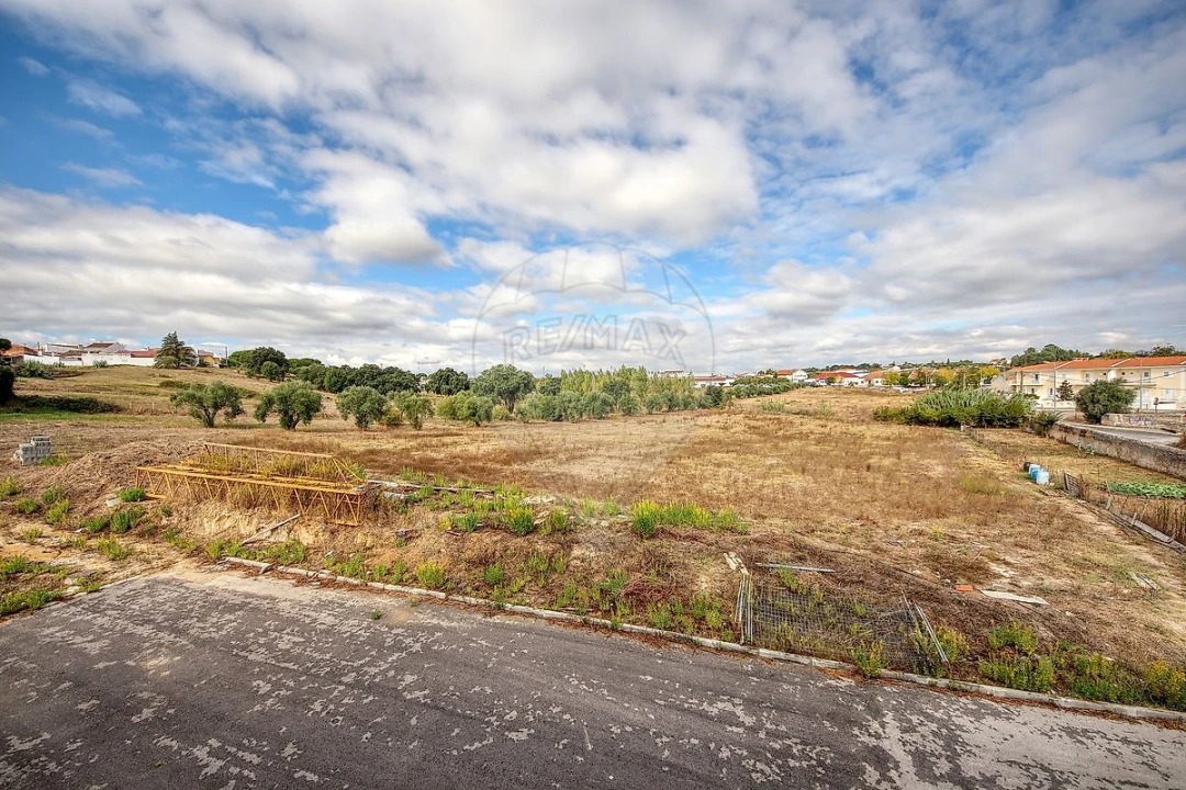 Terreno para Venda em Cartaxo e Vale da Pinta Foto 3