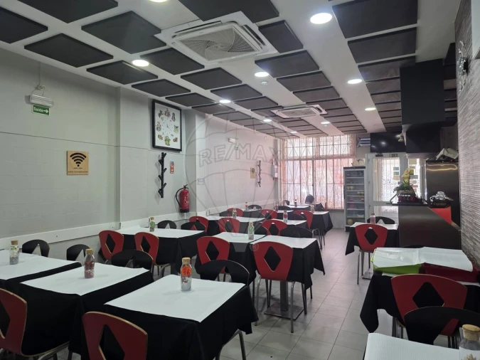 Negócio para Venda em Póvoa de Santa Iria e Forte da Casa Foto 6