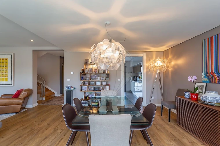 Moradia T5 para Venda em Oeiras e São Julião da Barra, Paço de Arcos e Caxias Foto 3