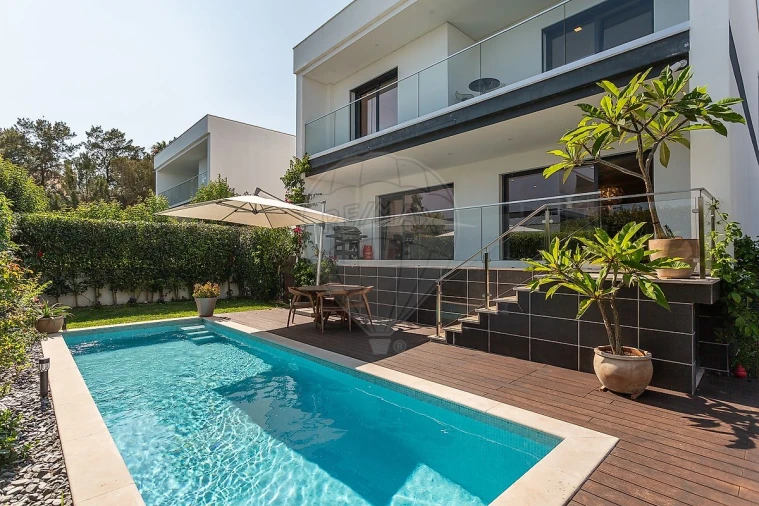 Moradia T5 para Venda em Oeiras e São Julião da Barra, Paço de Arcos e Caxias Foto 22