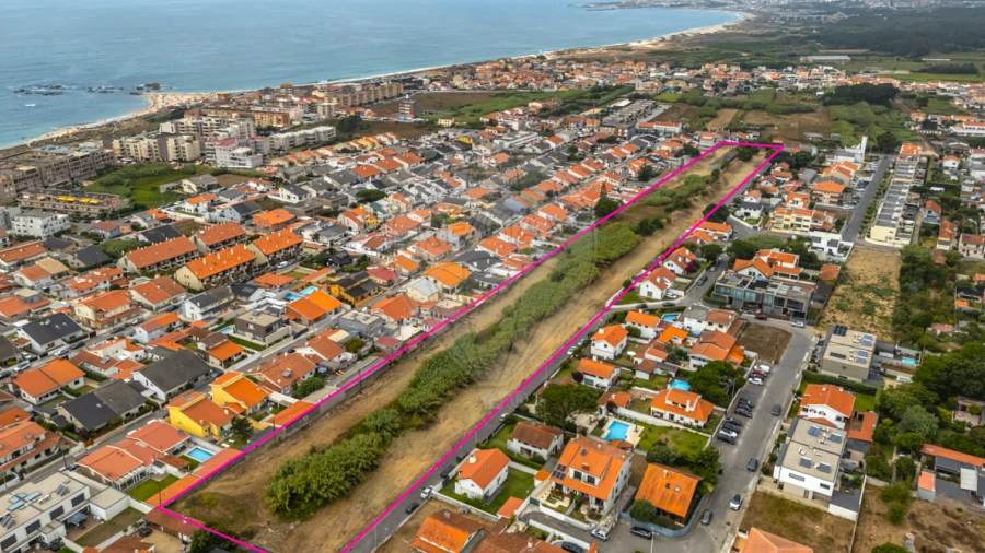 Terreno para Venda em Mindelo