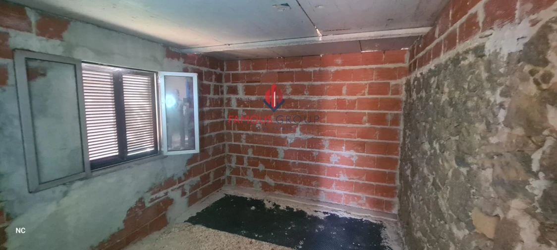 Moradia T2 para Venda em Monchique Foto 18