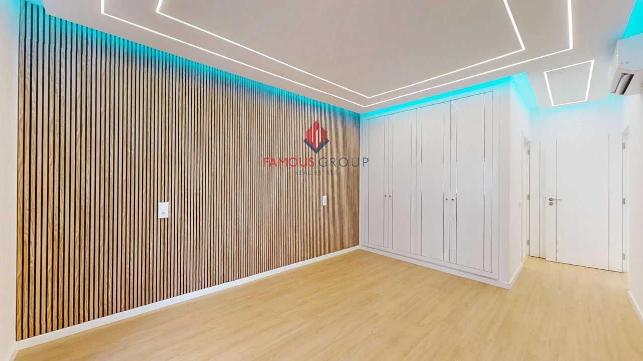 Apartamento T3 para Venda em Quarteira Foto 23