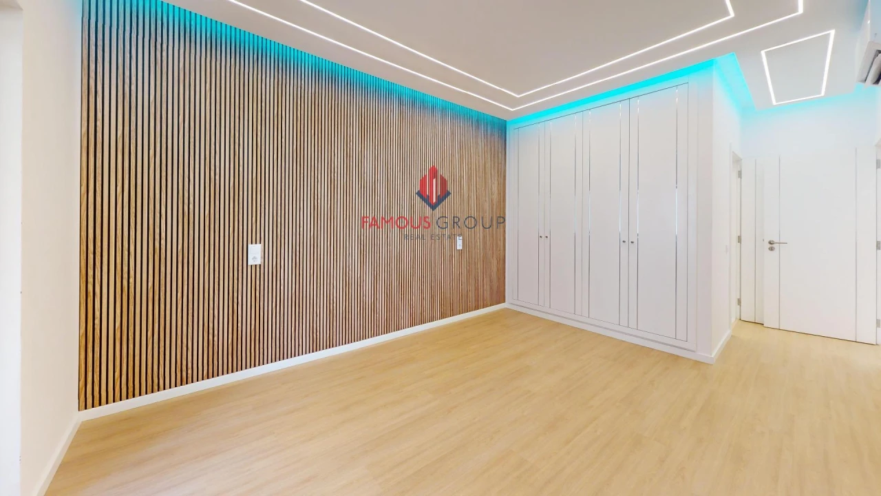 Apartamento T3 para Venda em Quarteira Foto 33