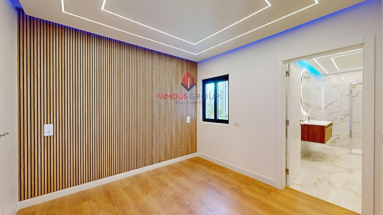 Apartamento T2 para Venda em Quarteira Foto 17