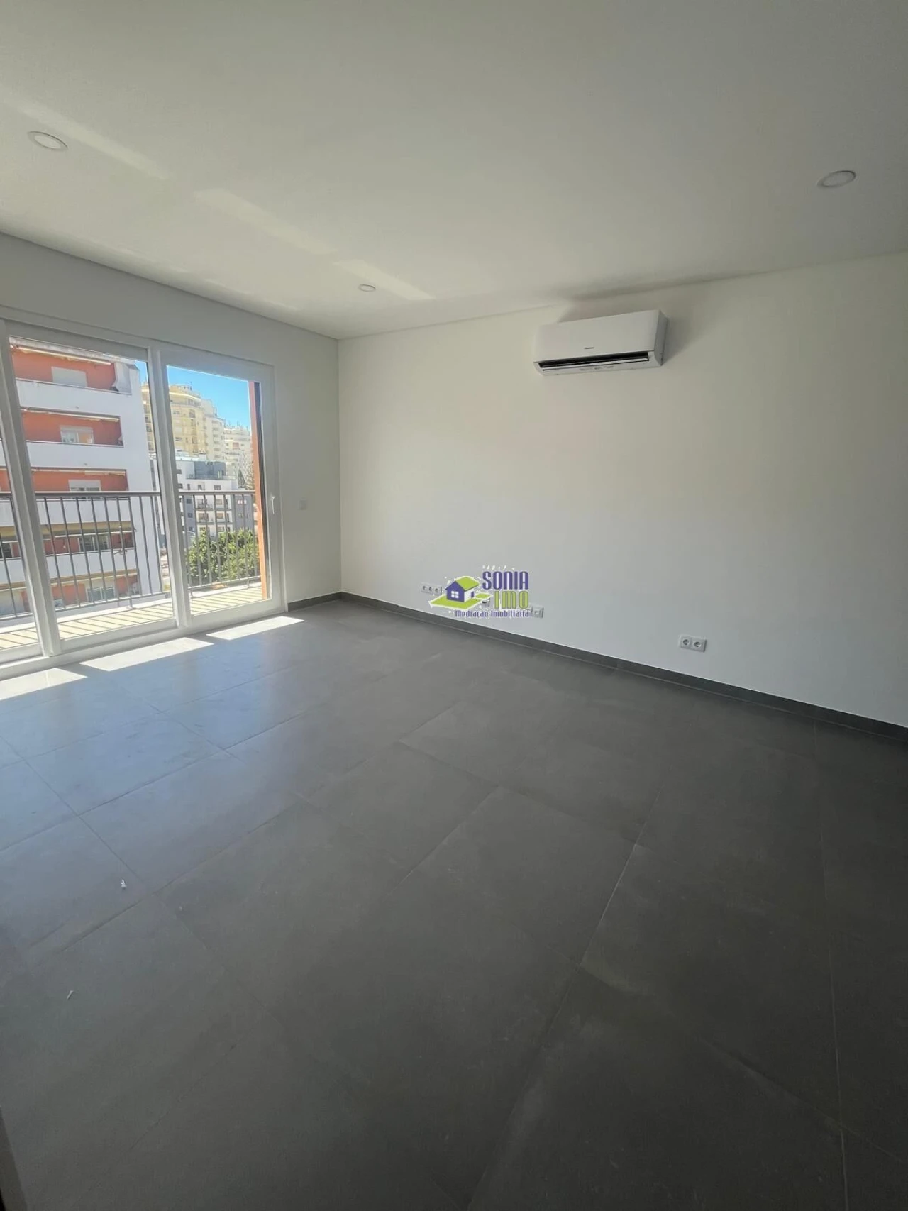 Apartamento T2 para Venda em Armação de Pera Foto 13