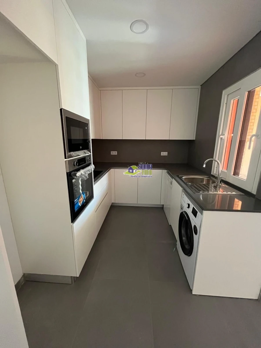 Apartamento T2 para Venda em Armação de Pera Foto 5